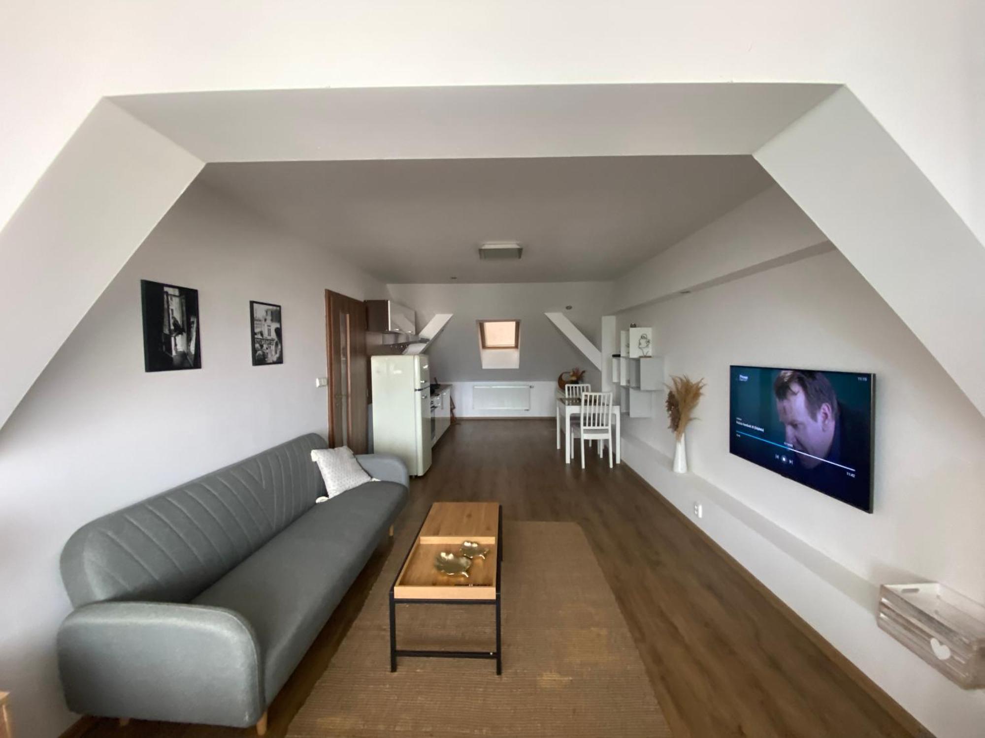 Cerny Tulipan - 6 Apartmán *